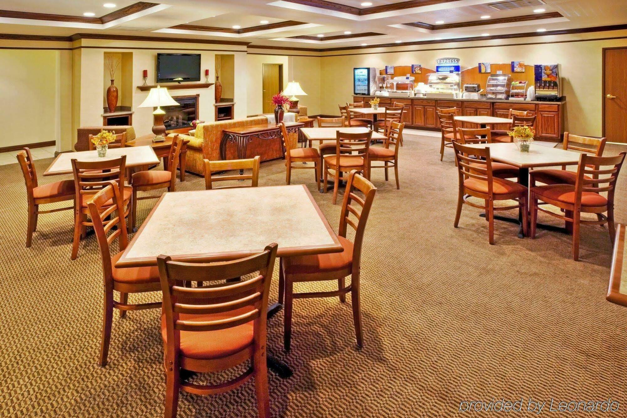 Holiday Inn Express & Suites Jacksonville By Ihg South Jacksonville Zewnętrze zdjęcie